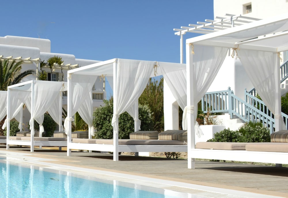 Corfos Hotel — Swimming pool in Ornos, South Aegean