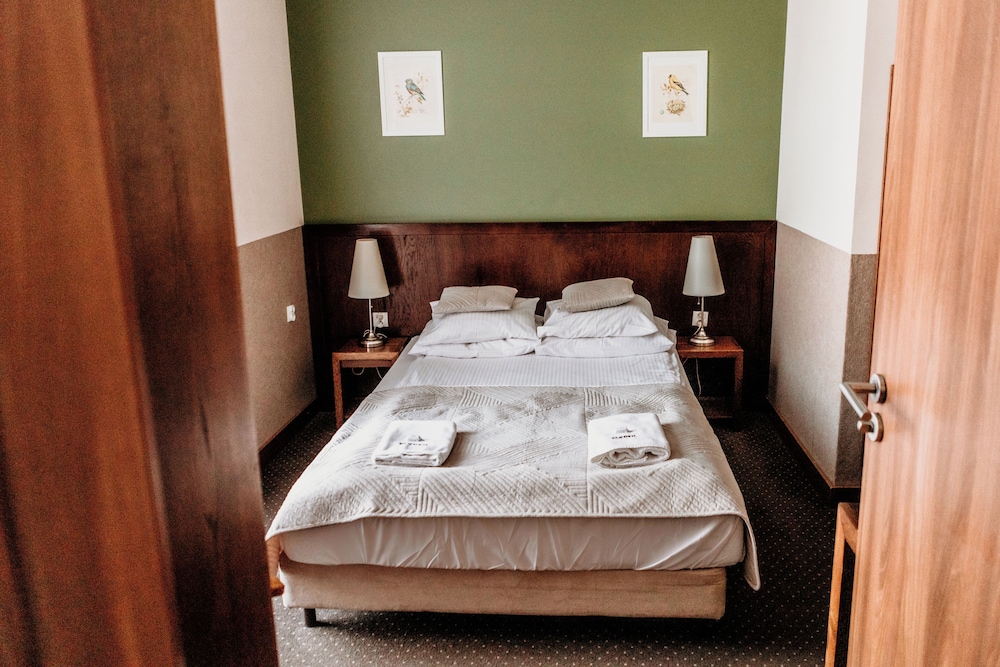 Yarden Hotel by Artery Hotels — Hotel rooms in Krakow, Lesser Poland