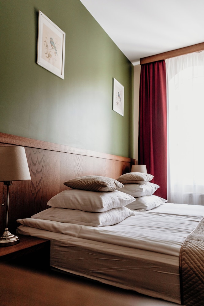 Yarden Hotel by Artery Hotels — Hotel rooms in Krakow, Lesser Poland