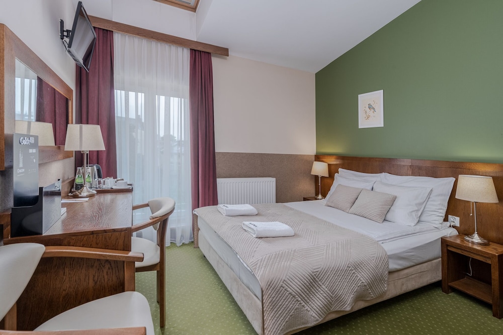 Yarden Hotel by Artery Hotels — Hotel rooms in Krakow, Lesser Poland