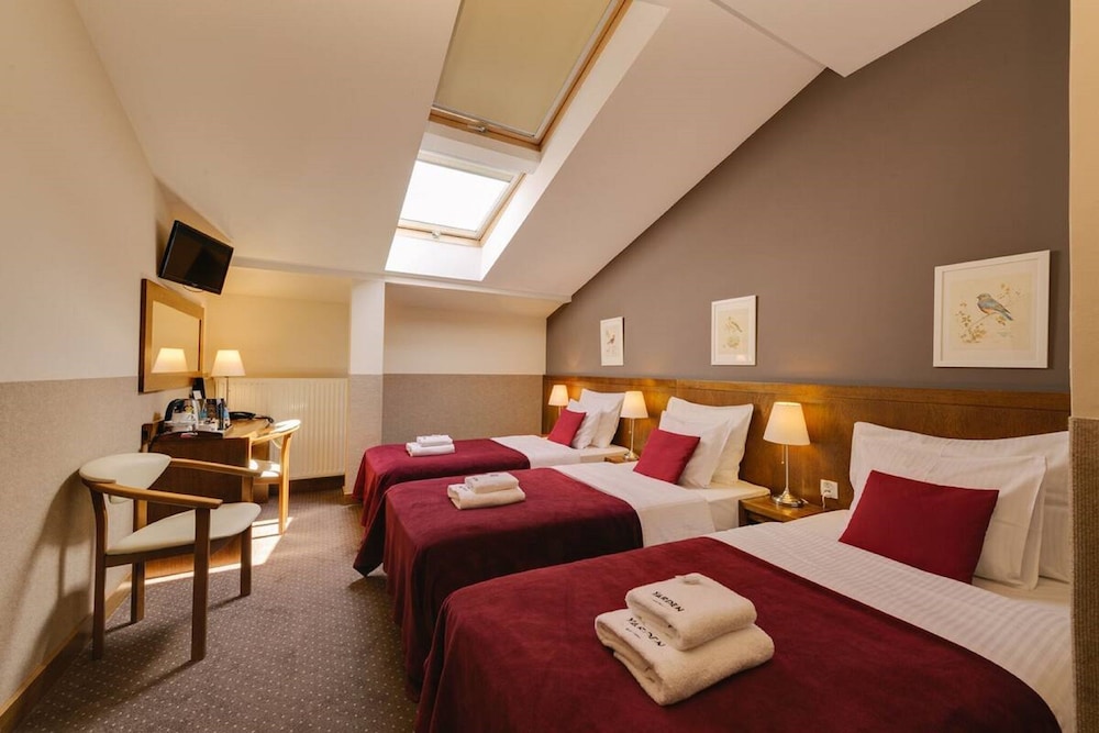 Yarden Hotel by Artery Hotels — Hotel rooms in Krakow, Lesser Poland