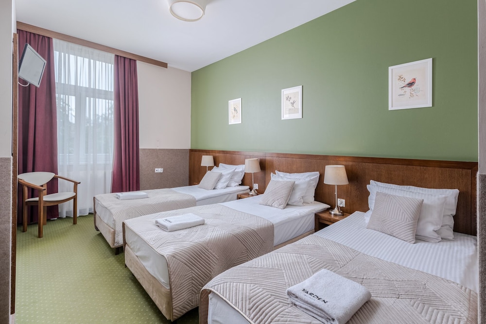 Yarden Hotel by Artery Hotels — Hotel rooms in Krakow, Lesser Poland
