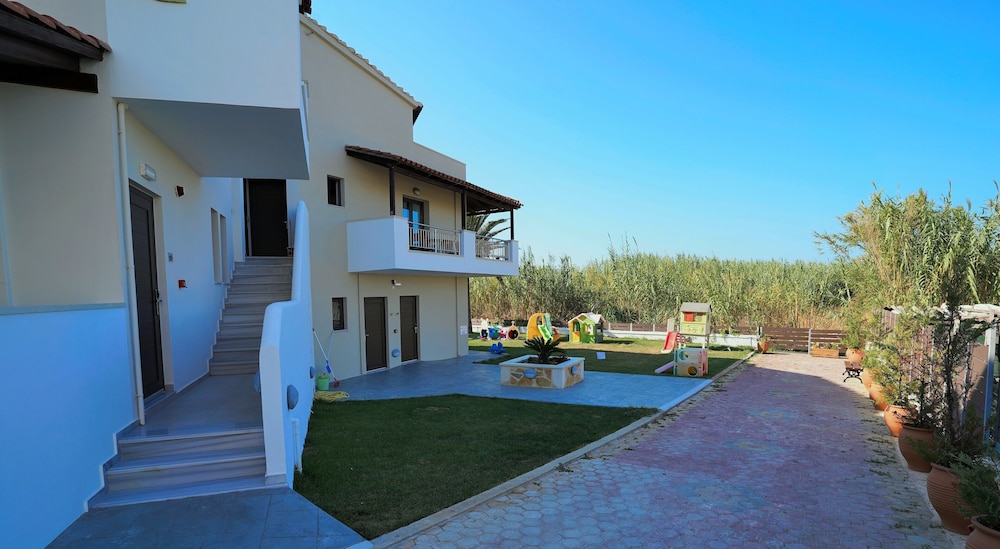 Ledra Maleme Hotel — Attractions for children in Platanias