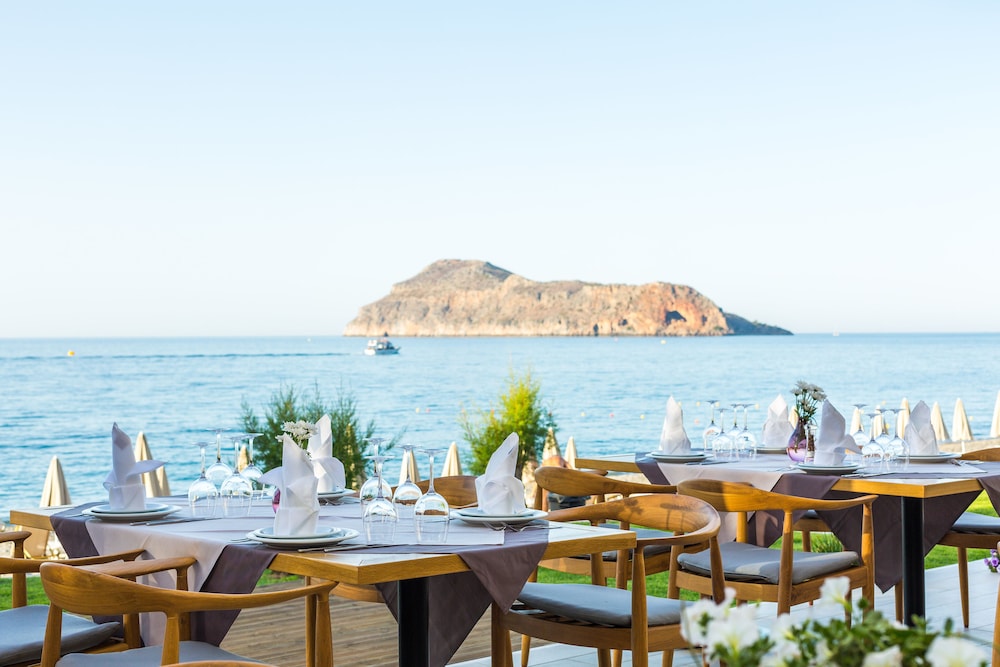 Blue Dome Hotel — Restaurant & bars in Platanias