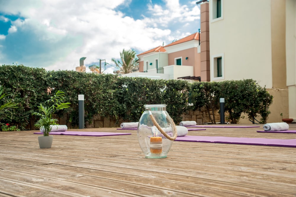 Blue Dome Hotel — Sports & recreation in Platanias