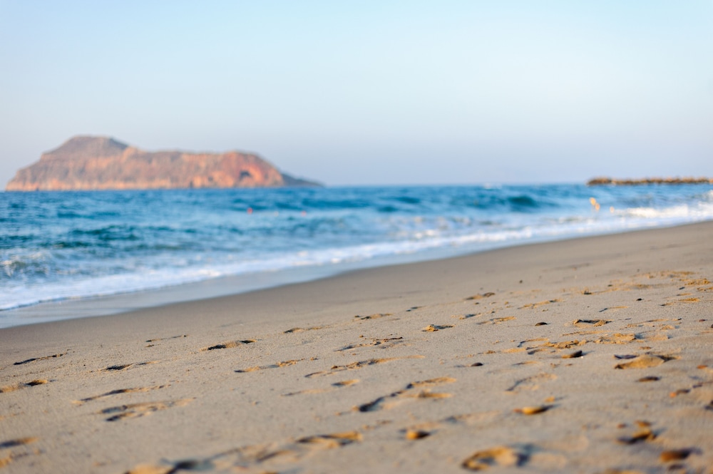 Blue Dome Hotel — Beach in Platanias