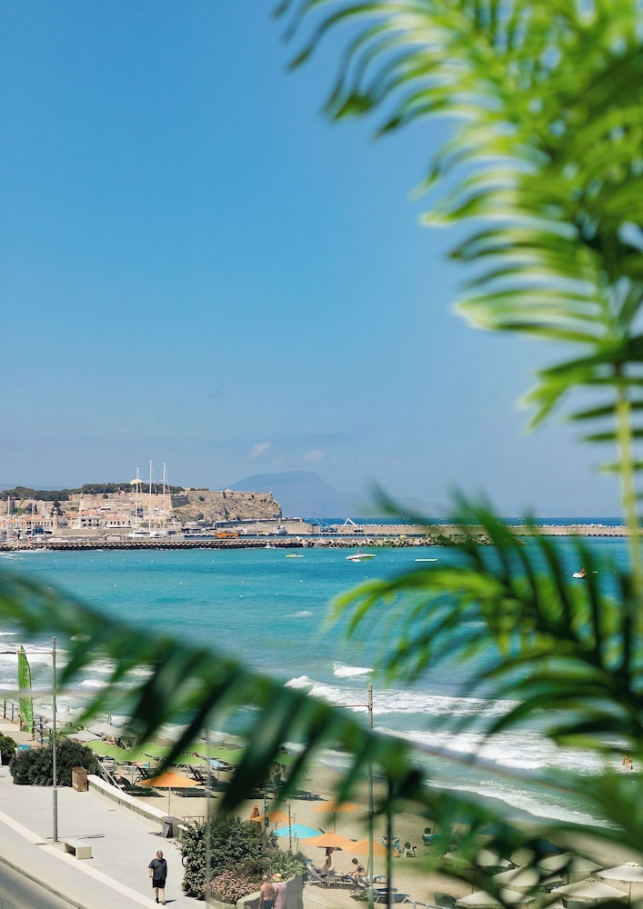 Batis Aero Beachfront Wellbeing Hotel — Beach in Rethymnon