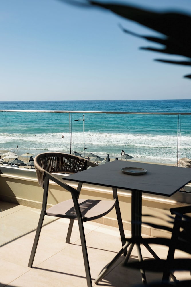 Batis Aero Beachfront Wellbeing Hotel — Beach in Rethymnon