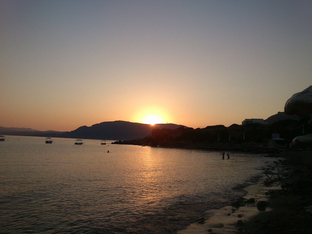 Summer Memories Hotel Apartments — Beach in Pefkos, South Aegean