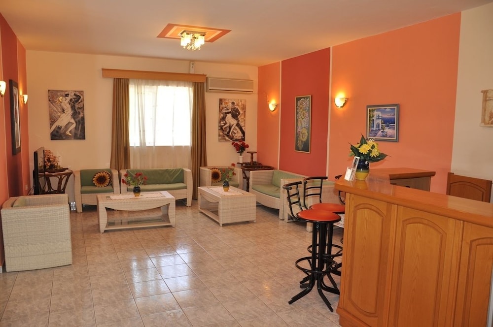 Summer Memories Hotel Apartments — Hotel rooms in Pefkos, South Aegean
