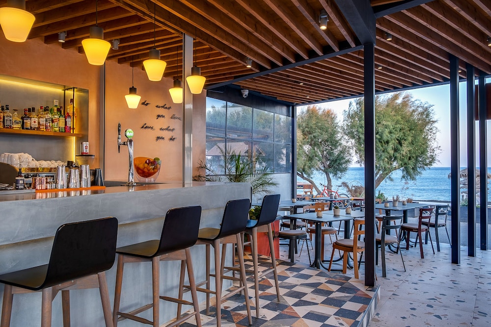 Sellada Beach — Restaurant & bars in Perissa, South Aegean