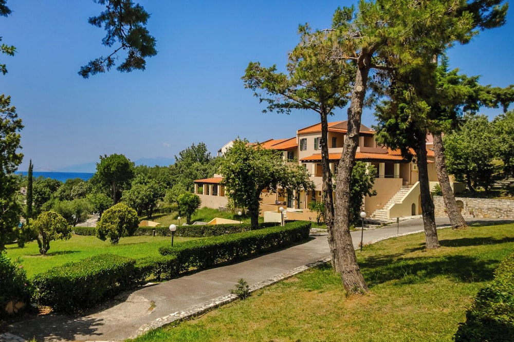 Century Resort — Hotel building in Acharavi, Ionian Islands
