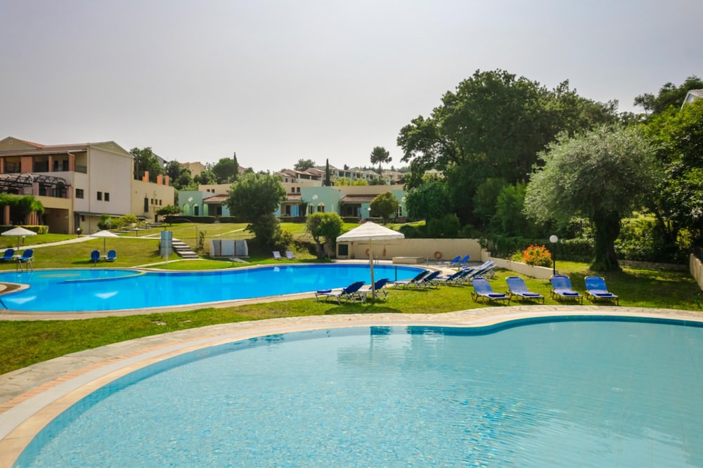 Century Resort — Swimming pool in Acharavi, Ionian Islands