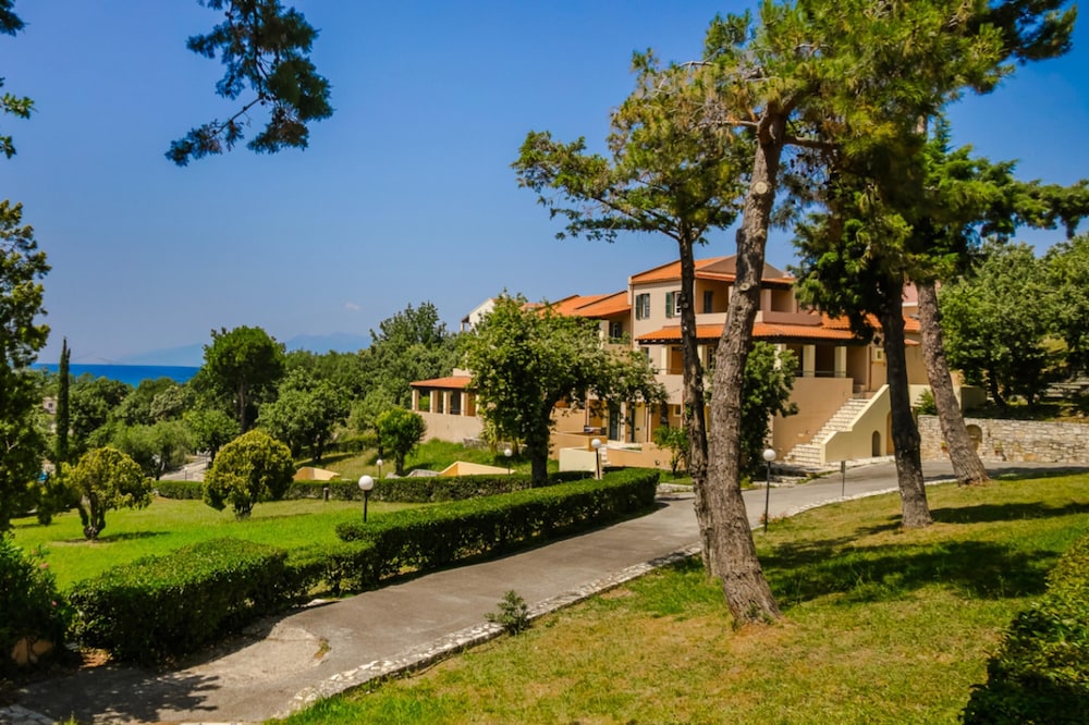 Century Resort — Hotel building in Acharavi, Ionian Islands