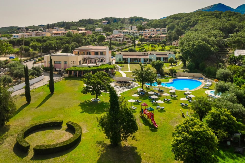 Century Resort — Swimming pool in Acharavi, Ionian Islands