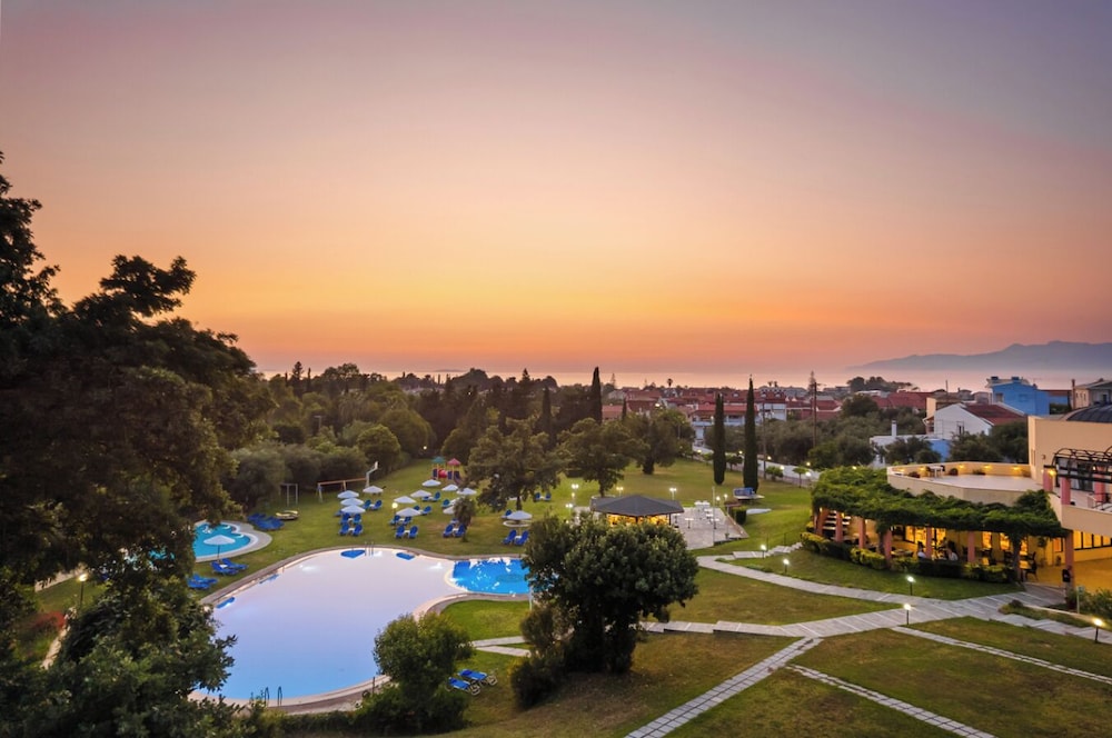 Century Resort — Swimming pool in Acharavi, Ionian Islands