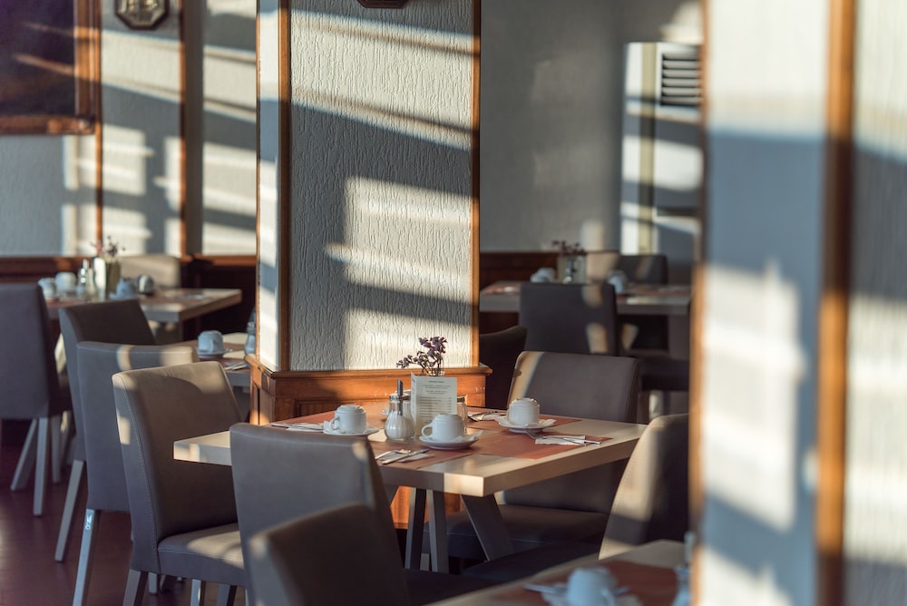 Hotel Strada Marina — Restaurant & bars in Zante Town, Ionian Islands