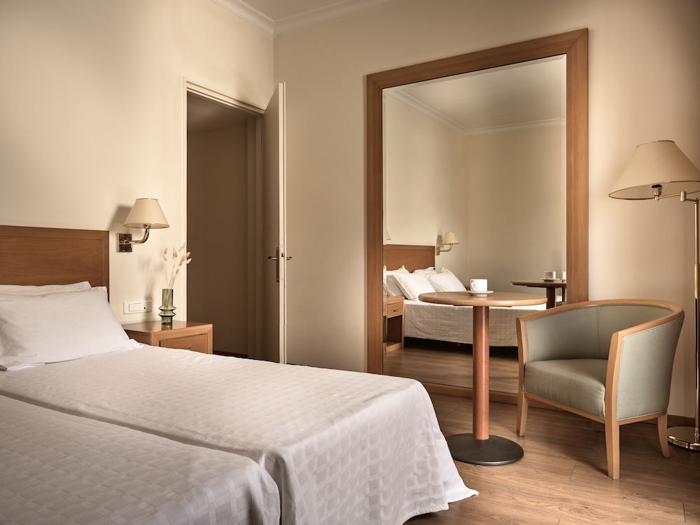 Hotel Strada Marina — Hotel rooms in Zante Town, Ionian Islands