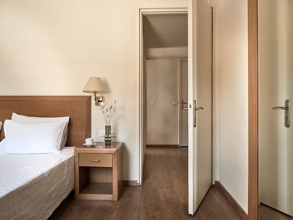Hotel Strada Marina — Hotel rooms in Zante Town, Ionian Islands