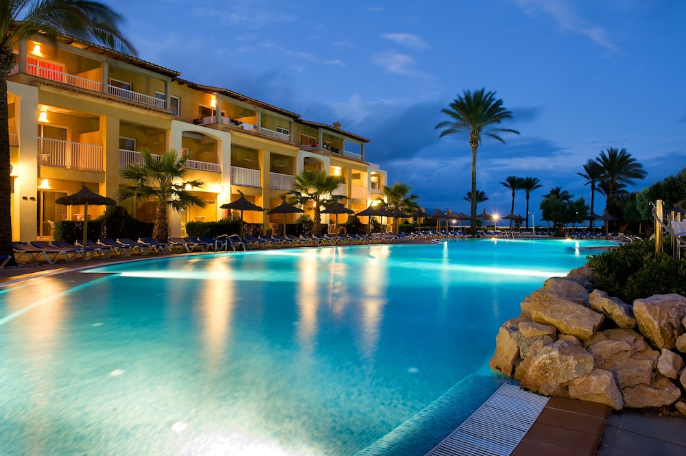 Aparthotel Club del Sol Resort & SPA — Swimming pool in Puerto Pollensa, Balearic Islands