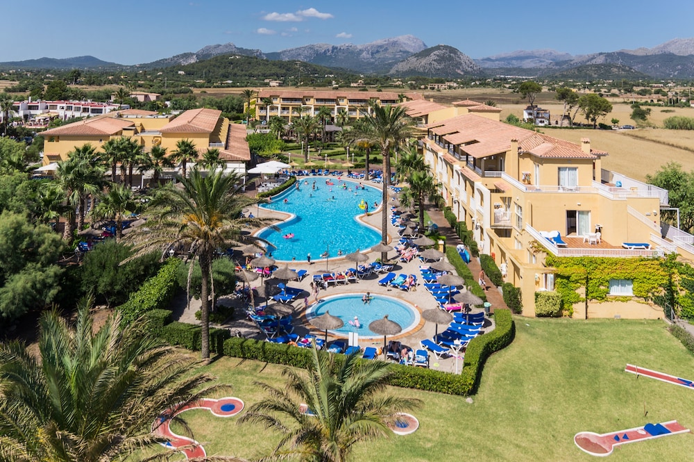 Aparthotel Club del Sol Resort & SPA — Hotel rooms in Puerto Pollensa, Balearic Islands