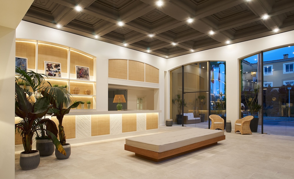Aparthotel Club del Sol Resort & SPA — Hotel rooms in Puerto Pollensa, Balearic Islands