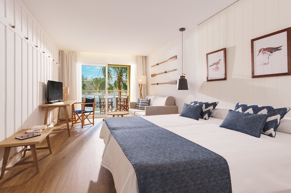 Aparthotel Club del Sol Resort & SPA — Hotel rooms in Puerto Pollensa, Balearic Islands