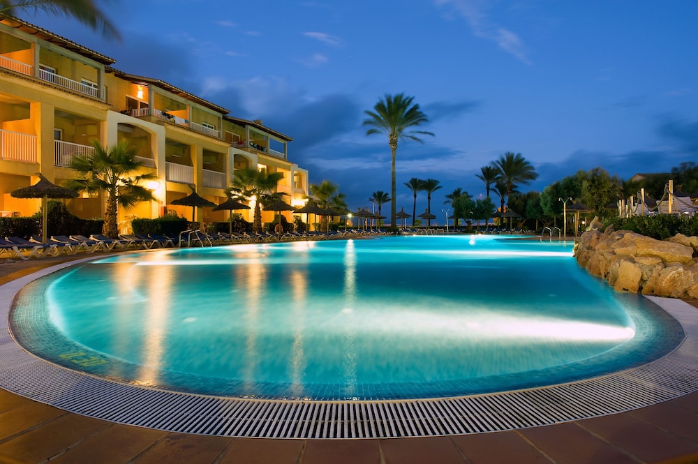 Aparthotel Club del Sol Resort & SPA — Swimming pool in Puerto Pollensa, Balearic Islands