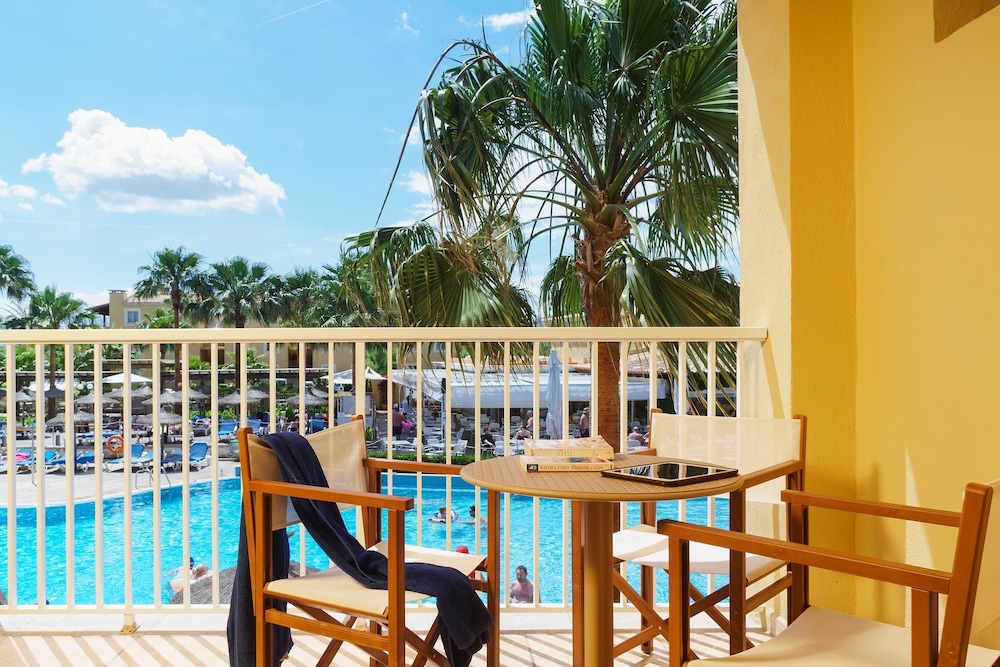 Aparthotel Club del Sol Resort & SPA — Hotel rooms in Puerto Pollensa, Balearic Islands