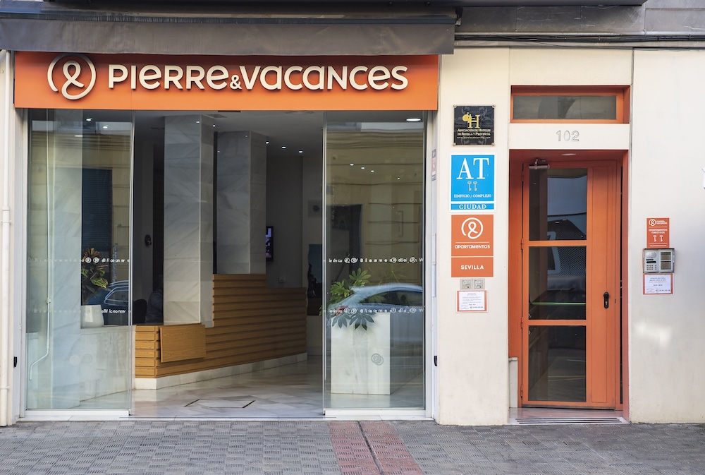 Pierre & Vacances Sevilla — Hotel building in Seville, Andalusia