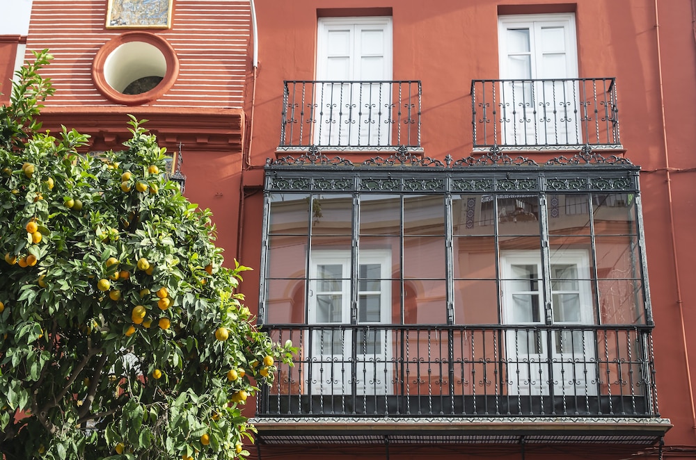 Pierre & Vacances Sevilla — Hotel building in Seville, Andalusia