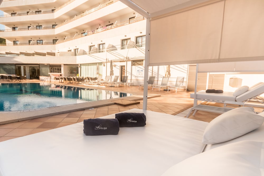 Hotel Príncipe Wellness & Spa — Swimming pool in Playa de Palma, Balearic Islands