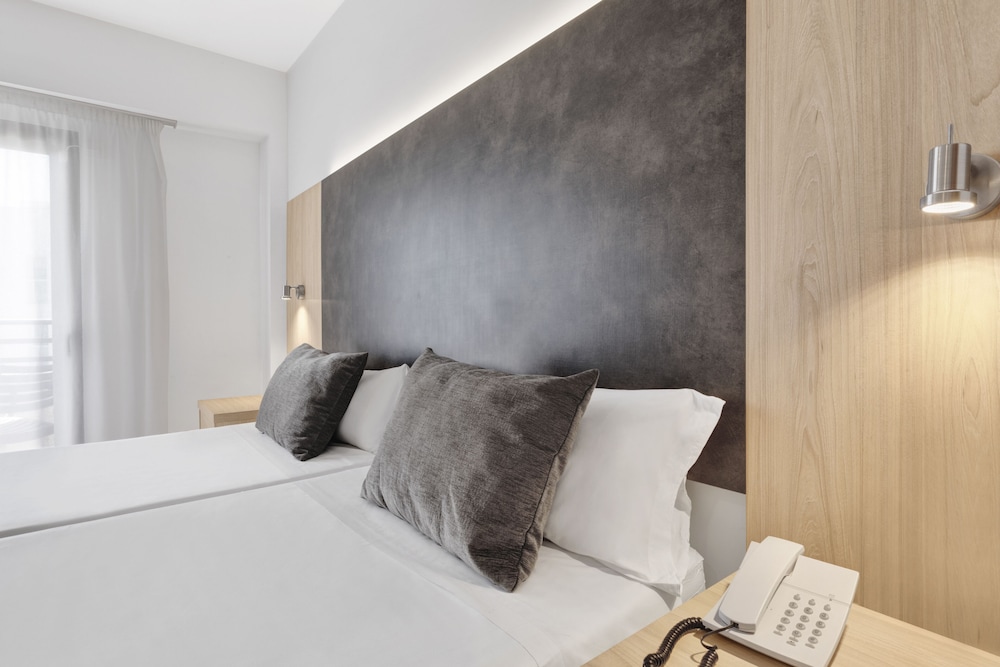 Hotel Príncipe Wellness & Spa — Hotel rooms in Playa de Palma, Balearic Islands