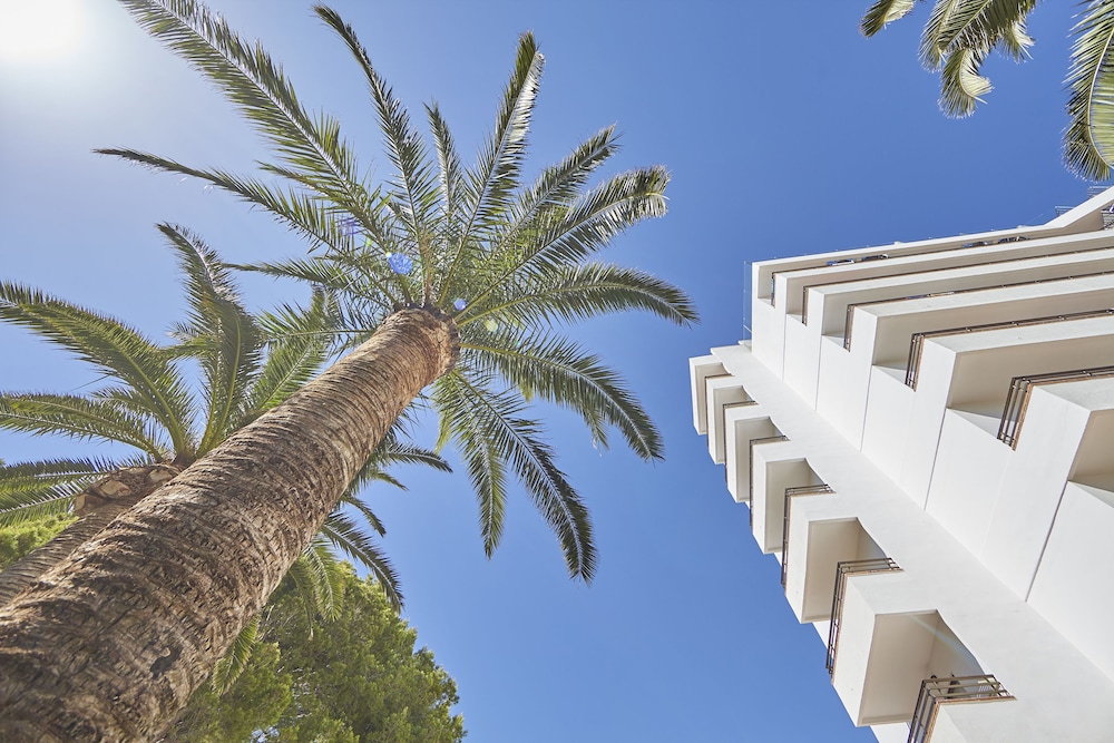 Hotel Príncipe Wellness & Spa — Hotel building in Playa de Palma, Balearic Islands