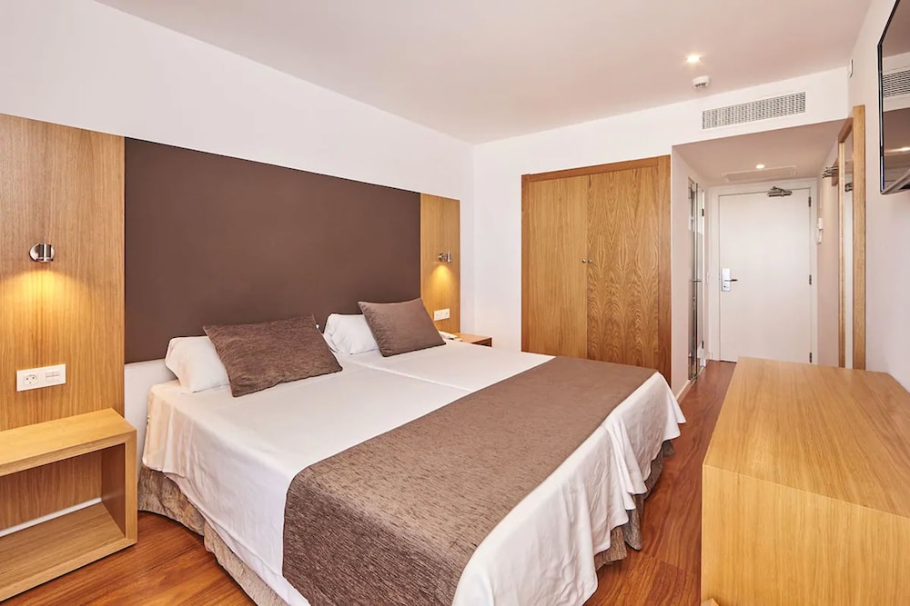 Hotel Príncipe Wellness & Spa — Hotel rooms in Playa de Palma, Balearic Islands