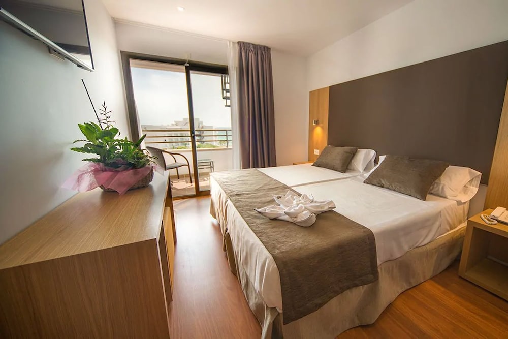 Hotel Príncipe Wellness & Spa — Hotel rooms in Playa de Palma, Balearic Islands