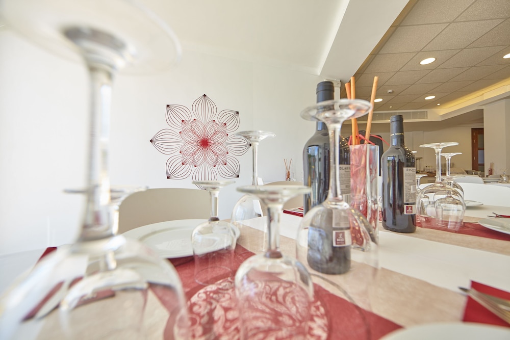 Hotel Príncipe Wellness & Spa — Restaurant & bars in Playa de Palma, Balearic Islands