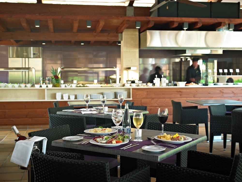 Protur Turó Pins Hotel — Restaurant & bars in Cala Ratjada, Balearic Islands