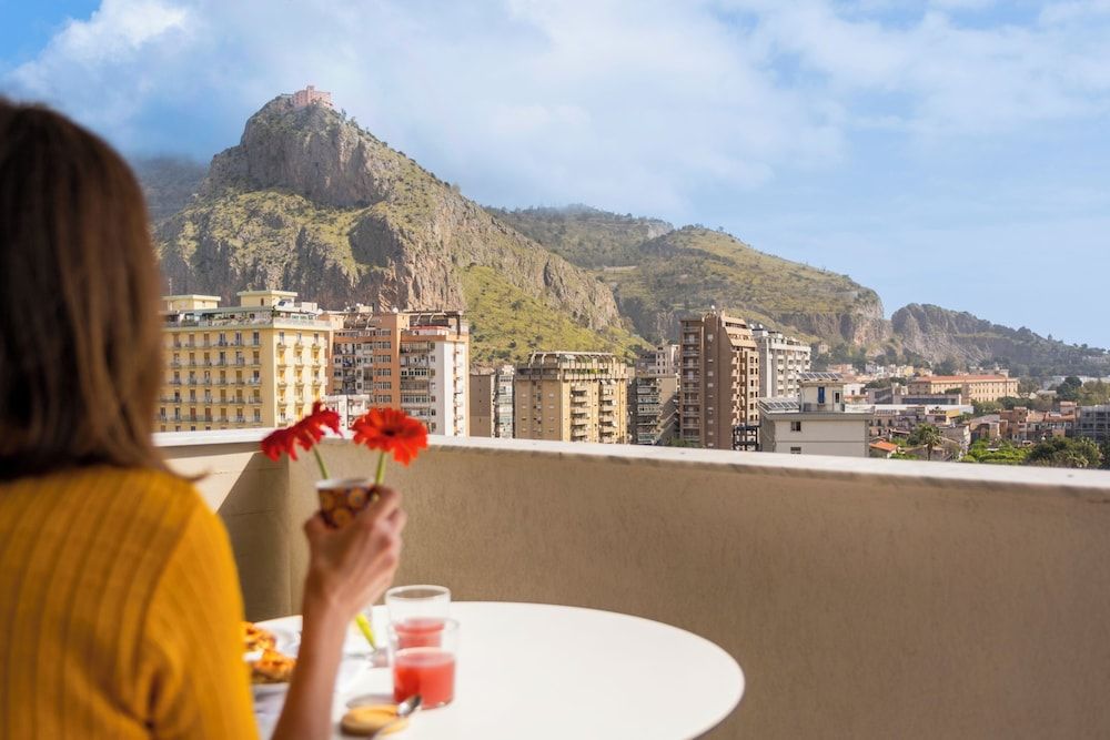 Marbela Apartments & Suites