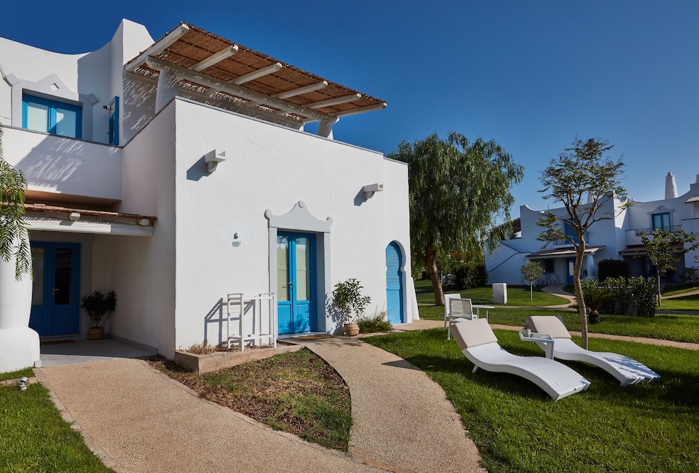 VOI Marsa Siclà Essentia — Hotel building in Scicli, Sicily