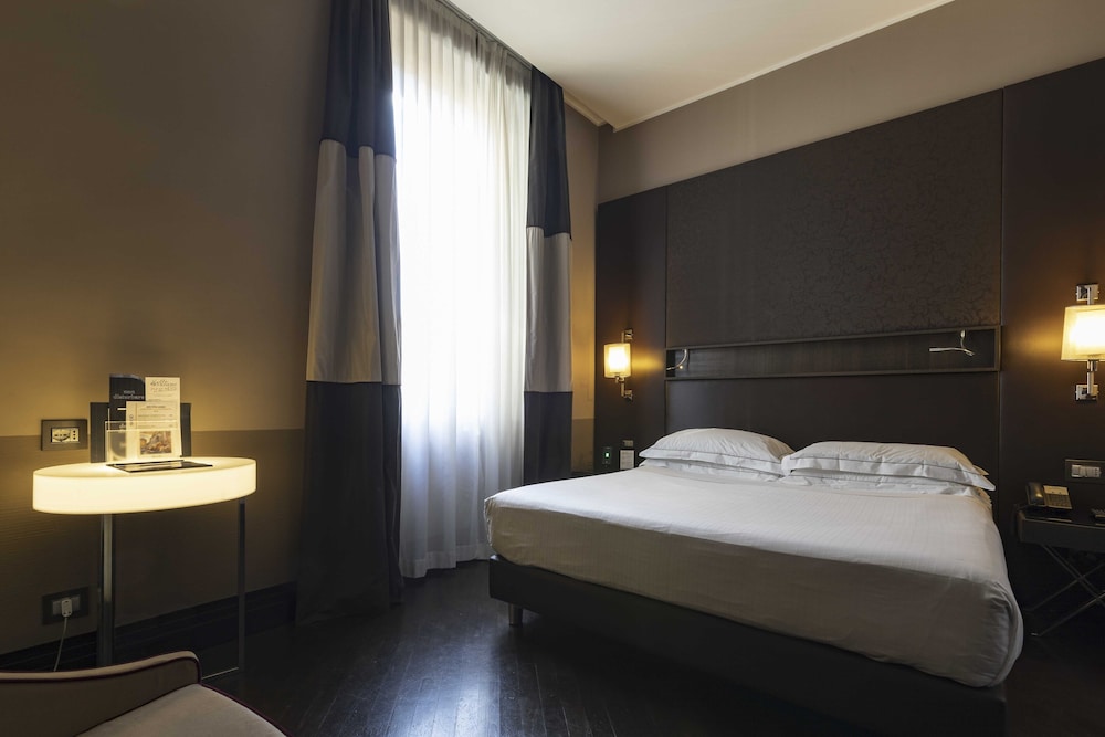 Rome Times Hotel — Hotel rooms in Rome, Lazio