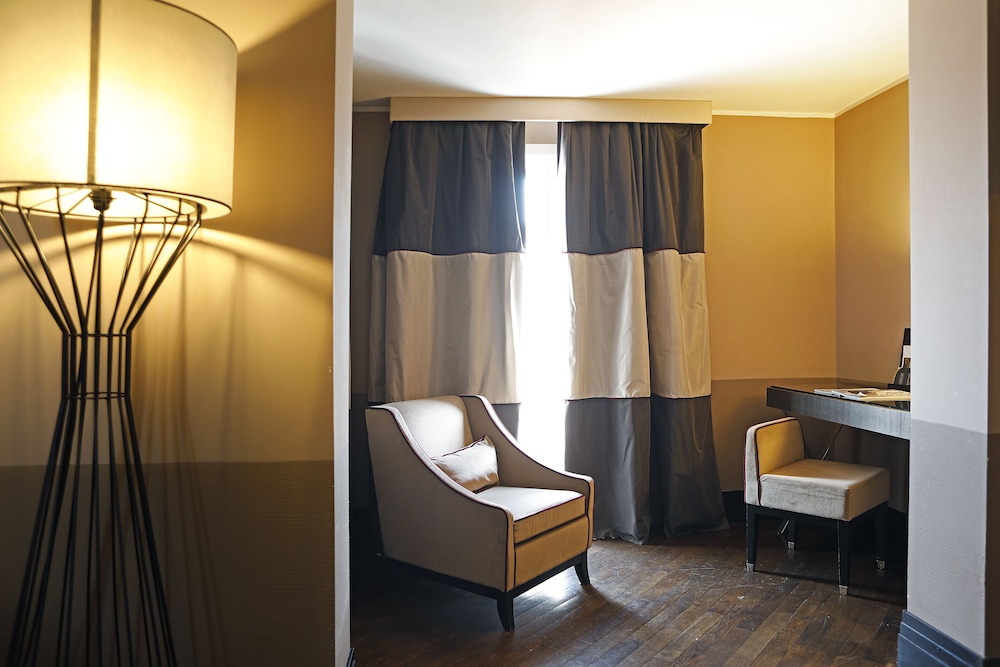 Rome Times Hotel — Hotel rooms in Rome, Lazio