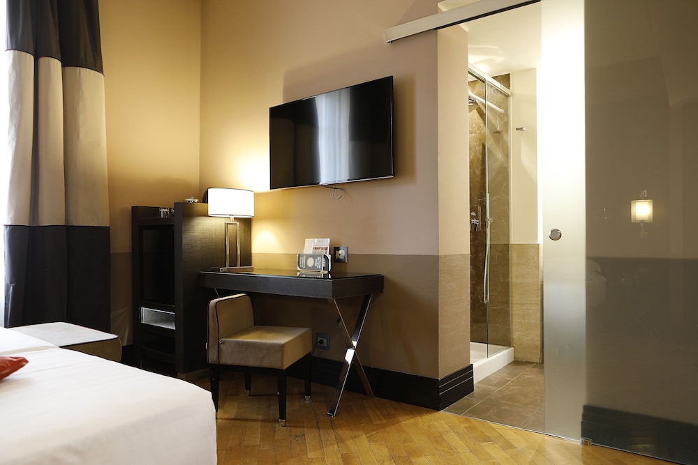 Rome Times Hotel — Hotel rooms in Rome, Lazio