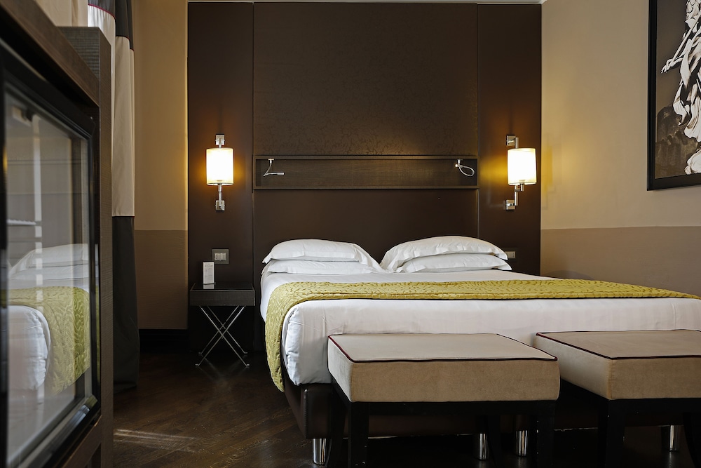 Rome Times Hotel — Hotel rooms in Rome, Lazio