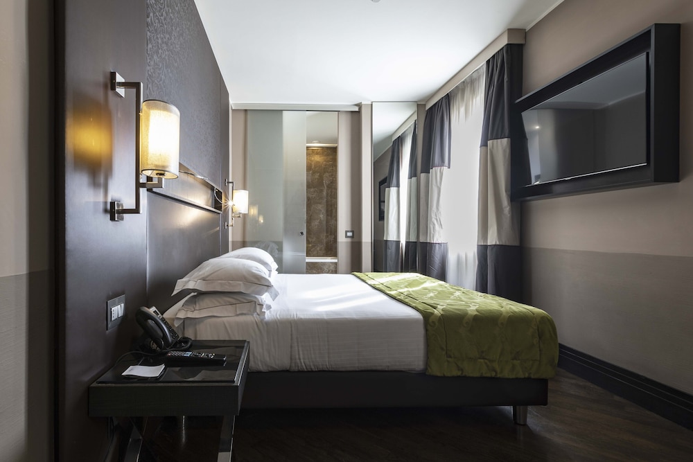 Rome Times Hotel — Hotel rooms in Rome, Lazio