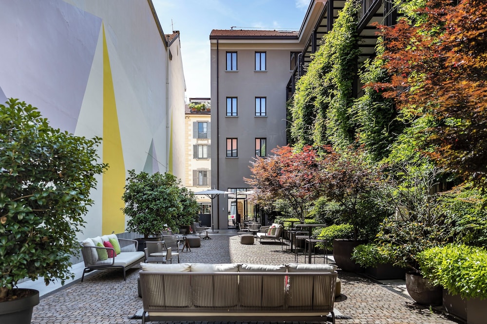 Savona 18 Suites – Member of Preferred Hotels & Resorts