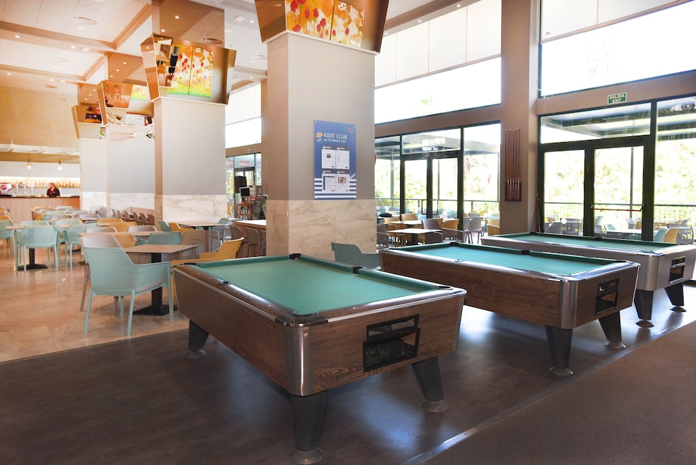 Apart-Hotel SunClub Salou — Sports & recreation in Salou, Catalonia