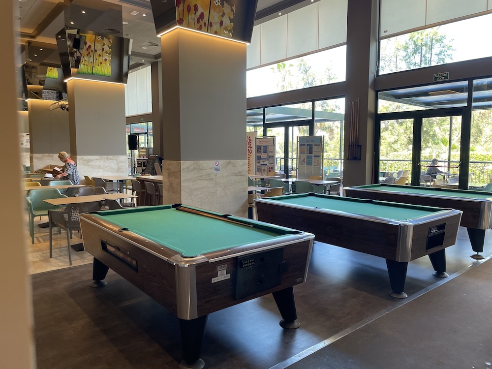 Apart-Hotel SunClub Salou — Sports & recreation in Salou, Catalonia
