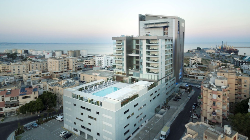 Radisson Blu Hotel, Larnaca - zdjęcie 2