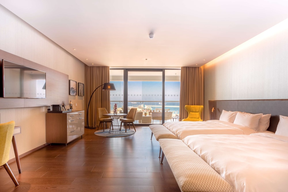 Radisson Blu Hotel, Larnaca — Hotel rooms in Larnaca, Larnaca Region